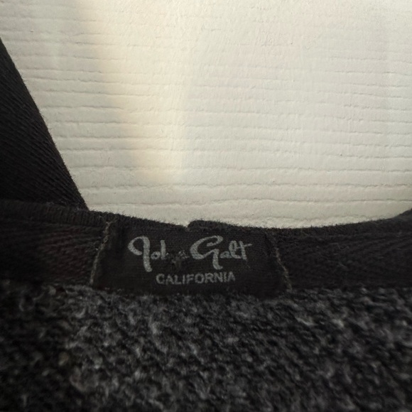 New York Black Cropped Hoodie - Picture 3 of 3